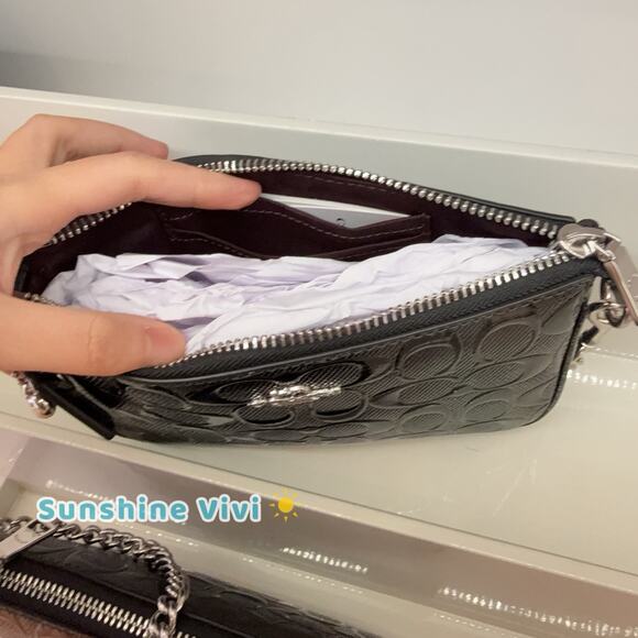 NWT Coach Nolita 19 In Signature Leather With Heart Charm CCZ27 Silver Black - Picture 3 of 7